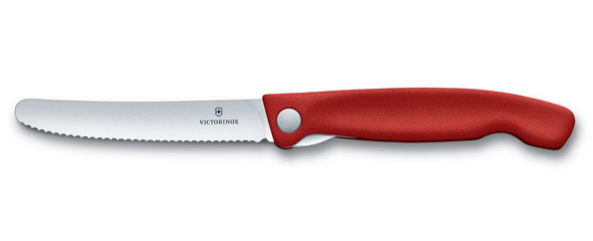 Victorinox Swiss Classic skládací svačinový vlnkovaný nůž červený 11 cm